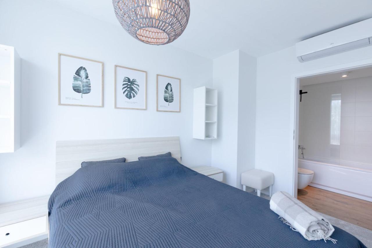 Apartment Pinea De Lux By Major Domus